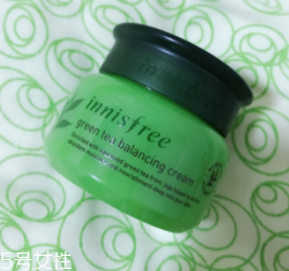 油性肌膚適合用什么品牌的護(hù)膚品？這6款產(chǎn)品拯救大油田