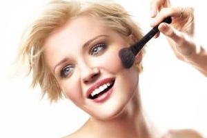 化妝誤區(qū)有哪些？11個常見的化妝誤區(qū)