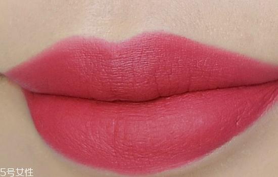 唇色深適合什么顏色口紅？多嘗試才會(huì)找到最適合自己的