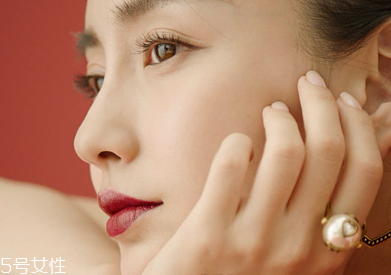 紅唇妝怎么畫(huà)最好看？復(fù)古紅唇妝的畫(huà)法