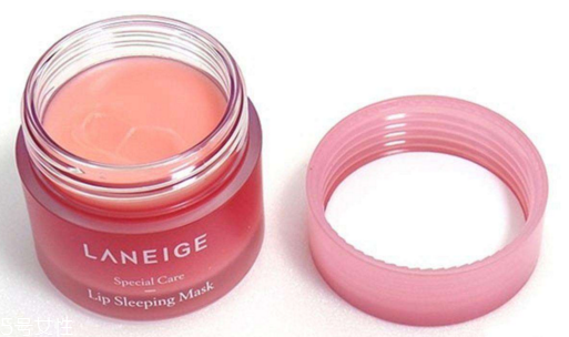 怎么使用唇膜更好發(fā)揮作用？敷完唇膜后需要護(hù)理