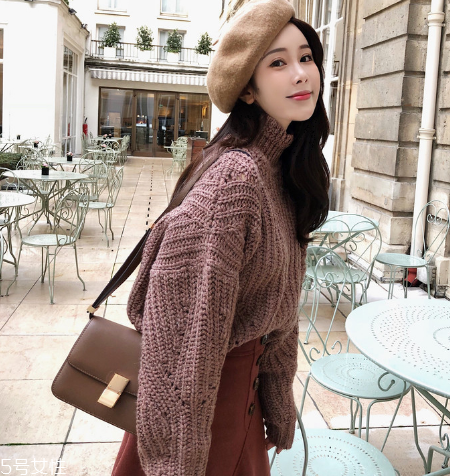 毛衣可以放洗衣機(jī)脫水嗎？毛衣脫水須謹(jǐn)慎