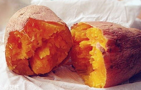 微波爐烤紅薯用錫紙嗎 美味烤紅薯方法 微波爐烤紅薯用錫紙嗎 美味烤紅薯方法