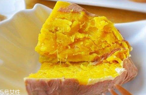 微波爐烤紅薯用錫紙嗎 美味烤紅薯方法 微波爐烤紅薯用錫紙嗎 美味烤紅薯方法