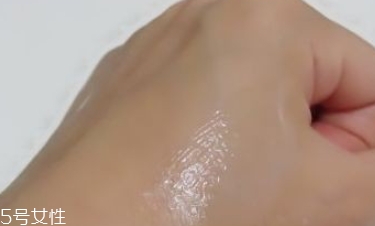 紀(jì)梵希水漾活妍面霜好用嗎？冰淇淋質(zhì)地的面霜評測