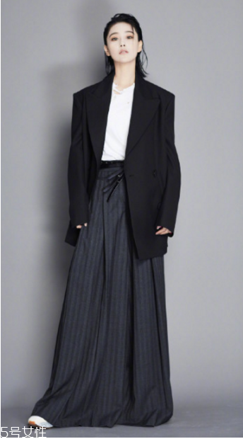 內(nèi)扣短發(fā)適合什么臉型？臉小是關(guān)鍵