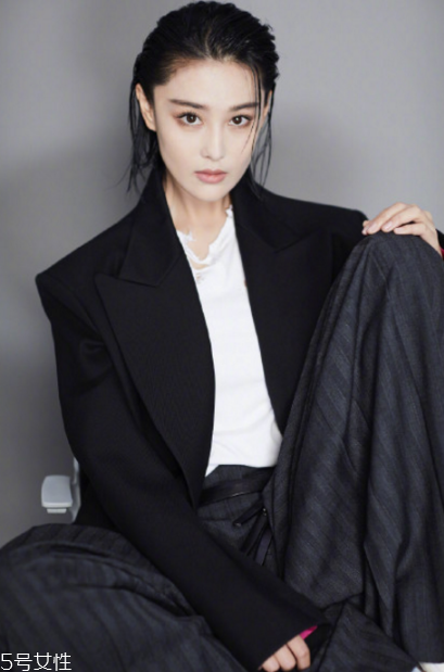 內(nèi)扣短發(fā)適合什么臉型？臉小是關(guān)鍵