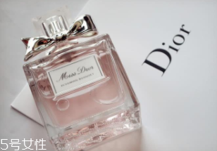 女士香水什么味道好？這6款香水親切又高級(jí)