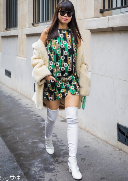 o型腿穿過膝靴好看嗎？掩飾腿型小不足