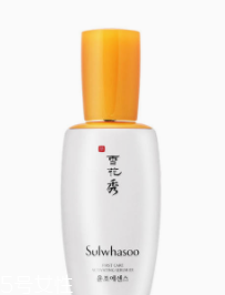 皮膚不吸收護(hù)膚品怎么回事？光用乳液面霜遠(yuǎn)遠(yuǎn)不夠