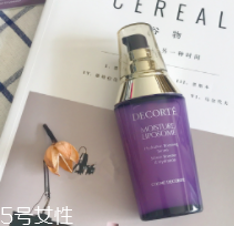 皮膚不吸收護(hù)膚品怎么回事？光用乳液面霜遠(yuǎn)遠(yuǎn)不夠