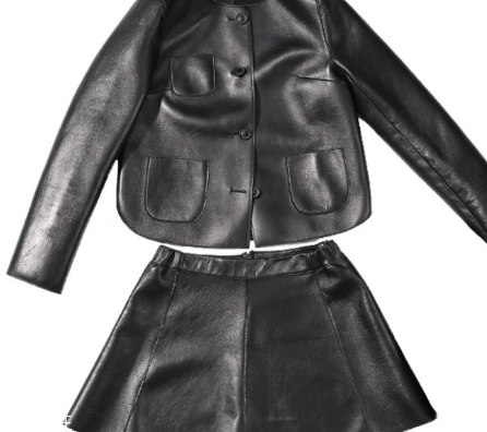 短款皮衣怎么搭配好看？酷girl的冬日選擇