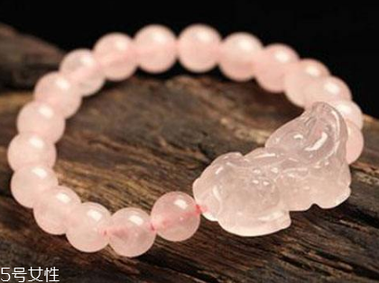 芙蓉石招桃花嗎？佩戴正確才能招桃花