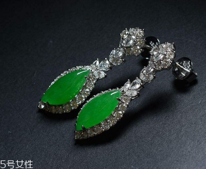 翡翠a貨是什么意思？千萬別誤解了