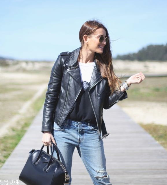 上身瘦下身胖怎么穿衣？穿裙子最遮肉