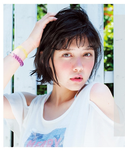 短發(fā)女生穿衣搭配推薦 短發(fā)適合戴帽子 短發(fā)女生穿衣搭配推薦 短發(fā)適合戴帽子