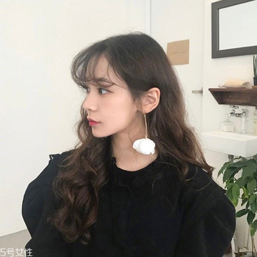 什么臉型適合短發(fā)？顯小的可愛短發(fā)造型圖