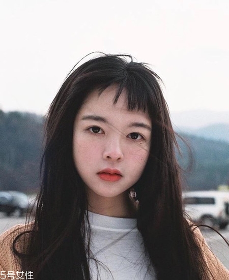 圓臉妹子適合什么發(fā)型？短發(fā)更能突顯氣質(zhì)