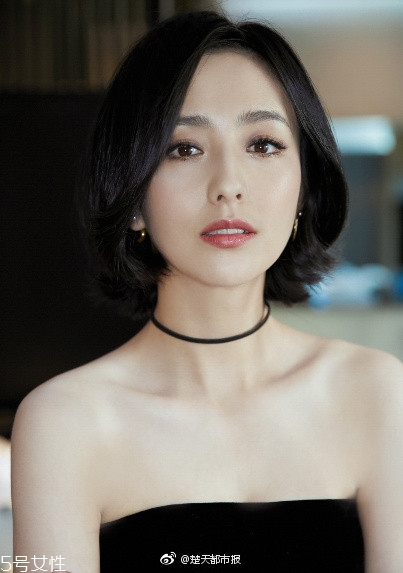 短發(fā)發(fā)尾外翻的發(fā)型怎么弄？誰(shuí)弄誰(shuí)美