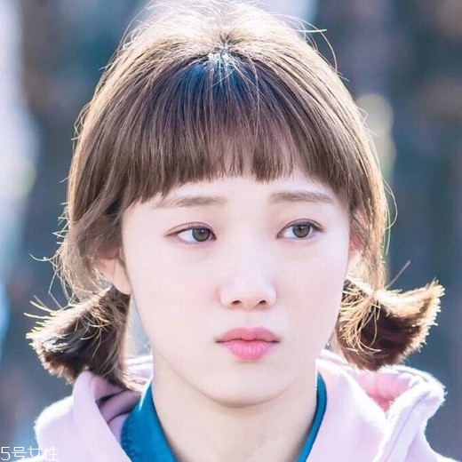 短發(fā)適合扎什么發(fā)型？剪短發(fā)這么好看