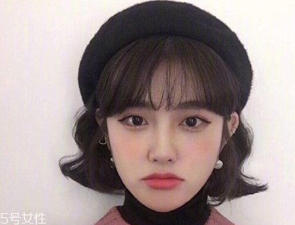 短發(fā)可以燙什么發(fā)型？聽(tīng)說(shuō)這些短發(fā)可以瘦臉