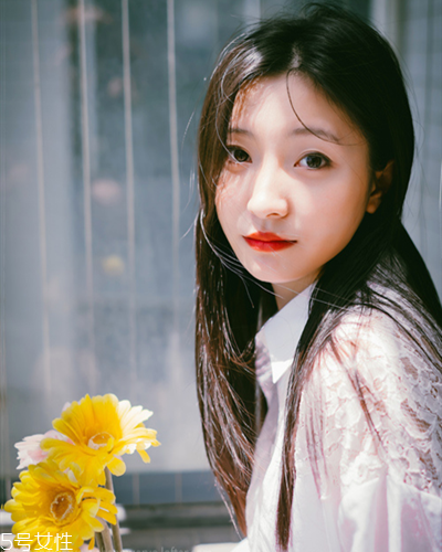 中分發(fā)型適合什么臉型的女生 2018短發(fā)發(fā)型推薦 中分發(fā)型適合什么臉型的女生 2018短發(fā)發(fā)型推薦