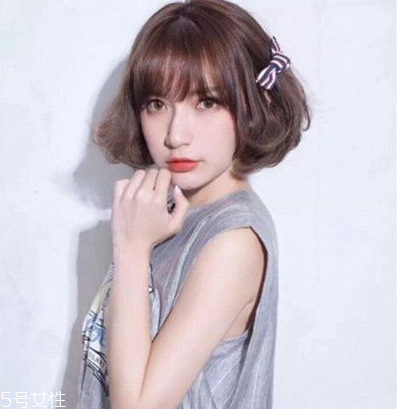 短發(fā)卷發(fā)怎么弄好看？裴秀智發(fā)型同款get