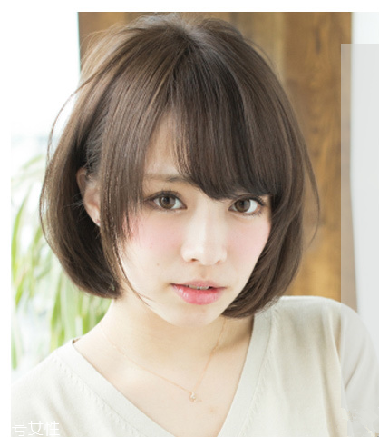 鉆石臉適合什么發(fā)型？流行色也隨之而來