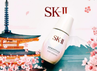 送閨蜜新年禮物怎么挑選？送這些美妝產(chǎn)品她會尖叫