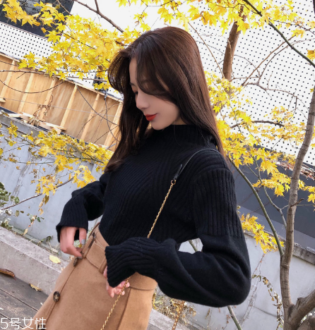 毛衣有機(jī)油味怎么去除？巧用食鹽輕松解決