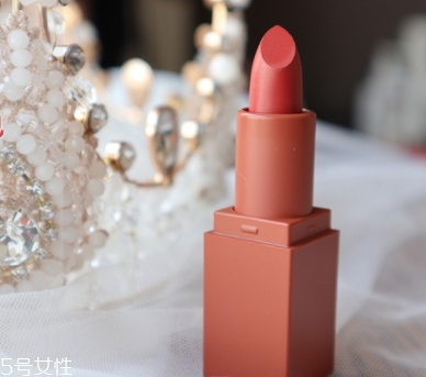 口紅凍住了還能用嗎？擔(dān)心影響效果