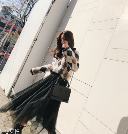 毛衣掉色算質(zhì)量問題嗎？看掉色的嚴(yán)重程度決定