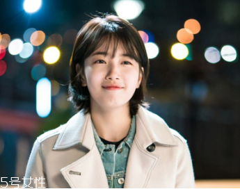 短發(fā)卷發(fā)怎么弄好看？裴秀智發(fā)型同款get