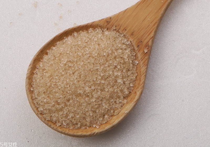 常見(jiàn)蔗糖的種類有哪些 甘蔗怎么做成糖 常見(jiàn)蔗糖的種類有哪些 甘蔗怎么做成糖