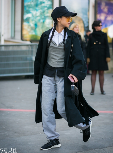 屁股大的女生穿什么褲子好看？這樣穿顯瘦又有氣質(zhì)