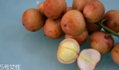 木奶果好吃嗎？木奶果密密麻麻好吃到爆