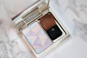 cpb高光哪個(gè)色號(hào)好用？11號(hào)淺色不挑皮