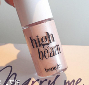 cpb高光哪個(gè)色號(hào)好用？11號(hào)淺色不挑皮