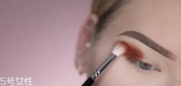 huda beauty沙漠盤怎么畫？油管大神一步步示范