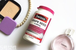 臉上有斑點怎么去除？食療/精華/面膜三管齊下