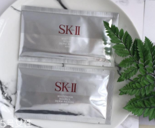 臉上有斑點怎么去除？食療/精華/面膜三管齊下