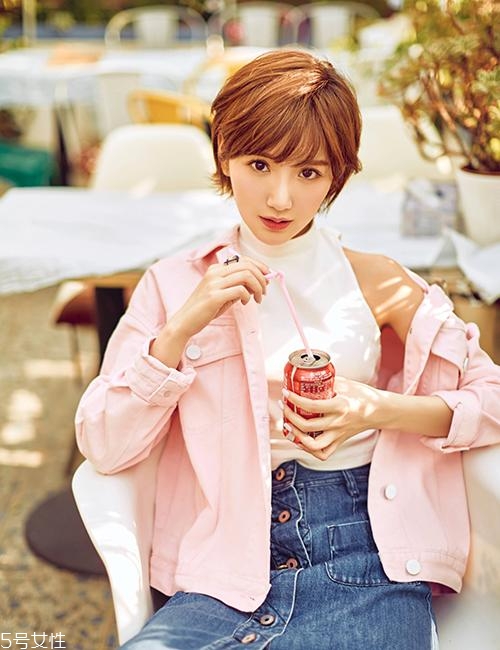 外翹短發(fā)適合什么臉型？再燙內(nèi)扣你就out了