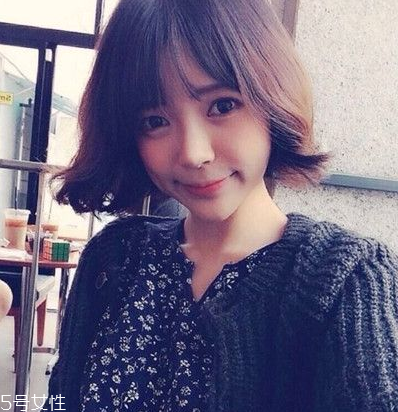 短發(fā)卷發(fā)怎么弄好看？裴秀智發(fā)型同款get