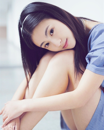 中分發(fā)型適合什么臉型的女生 2018短發(fā)發(fā)型推薦 中分發(fā)型適合什么臉型的女生 2018短發(fā)發(fā)型推薦