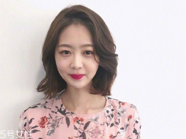 2018最流行的十款發(fā)型 優(yōu)雅簡(jiǎn)單的短發(fā)扎法 2018最流行的十款發(fā)型 優(yōu)雅簡(jiǎn)單的短發(fā)扎法