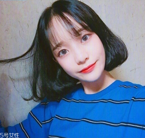 短發(fā)適合扎什么發(fā)型？剪短發(fā)這么好看