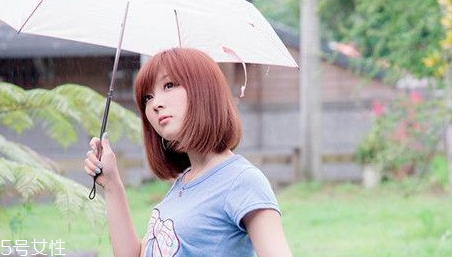 中分發(fā)型適合什么臉型的女生 2018短發(fā)發(fā)型推薦 中分發(fā)型適合什么臉型的女生 2018短發(fā)發(fā)型推薦