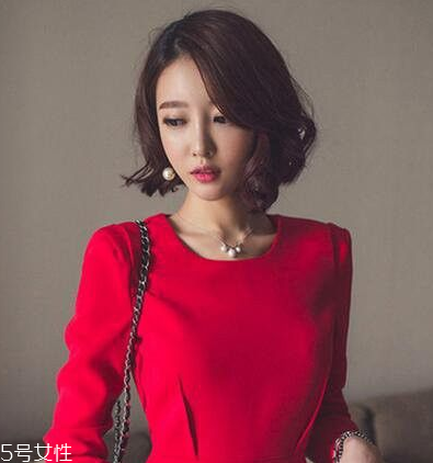 短發(fā)卷發(fā)怎么弄好看？裴秀智發(fā)型同款get