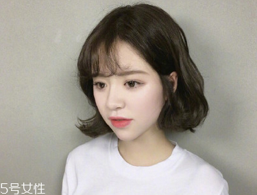 2018最流行的十款發(fā)型 優(yōu)雅簡(jiǎn)單的短發(fā)扎法 2018最流行的十款發(fā)型 優(yōu)雅簡(jiǎn)單的短發(fā)扎法