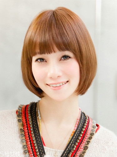 齊劉海適合什么卷發(fā)？如何選擇適合自己的發(fā)型